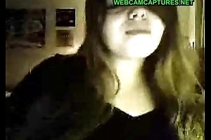 jessicarabbit393 operate her big boobs aloft webcam