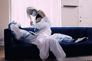 Crazy quarantine pandemic porn with blonde teen Lola Fae and her strong right arm