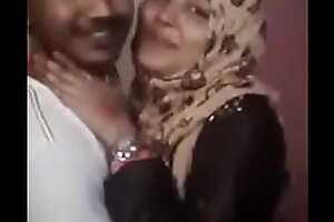 Hijab girl hot kissing chap-fallen