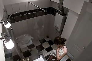 HIDDEN CAM - Spying my sister in the shower
