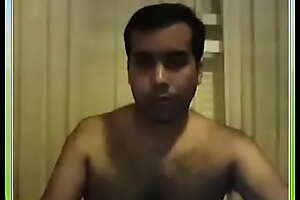 Garotão de Lavras toca uma legal na webcam