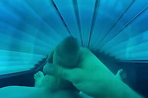 Stroking it in tanning bed in Oklahoma