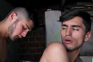 Bottom Drops To His Knees To Suck The Tops Big Cock - Reality Dudes