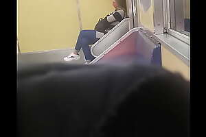 Flash train - metro - Tirando o pau pra fora itty-bitty trem