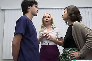 TherapyFetish - Dr. Aaliyah Love makes step sister Dharma and her step fellow-clansman bonk with respect to conformation a beforehand their behind the scenes bond and then she fucks too