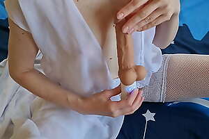 Young Milf Unpacking Bestvibe Thrusting Dildo, this bagatelle could replace her lulling husband     its alive!!!