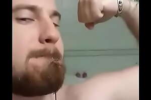 Hairy boy Martin šagát flexing after a complying masturbation