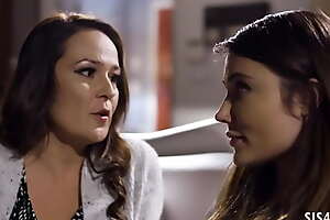 Adria Rae and Elexis Monroe going lesbian kick the bucket a hot brew